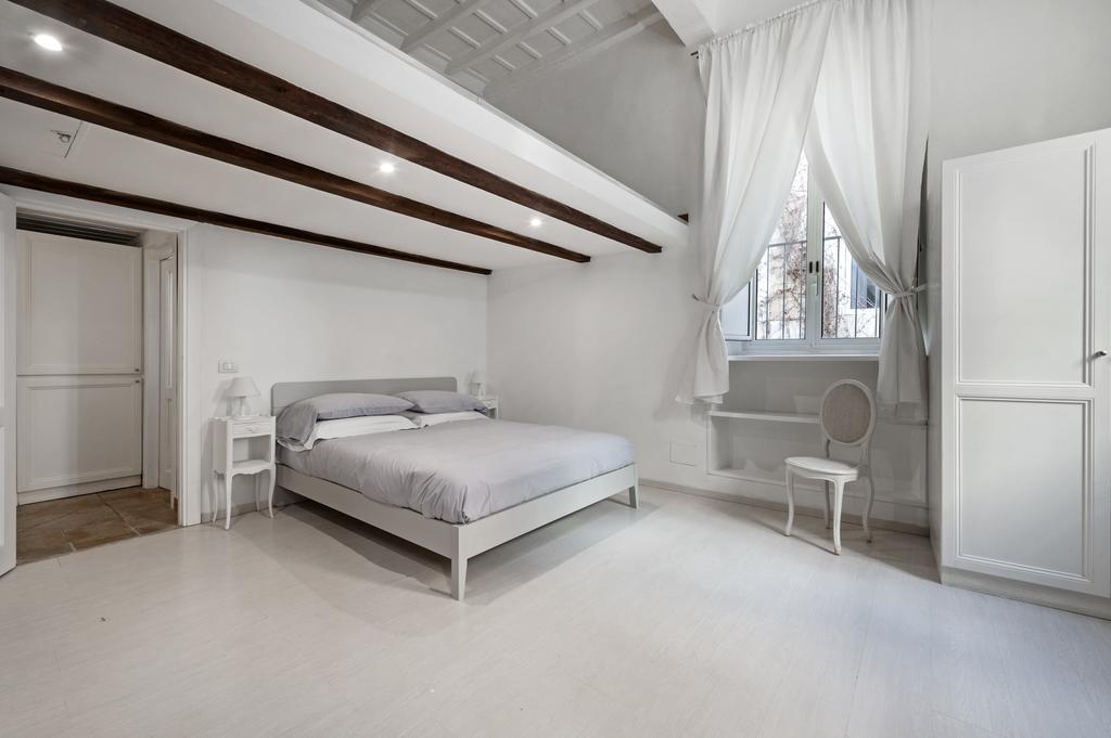 Antique-modern Flat By Navona Square