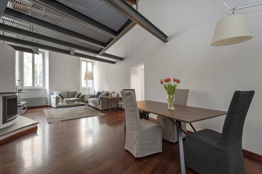 Antique-modern Flat By Navona Square Apartment *