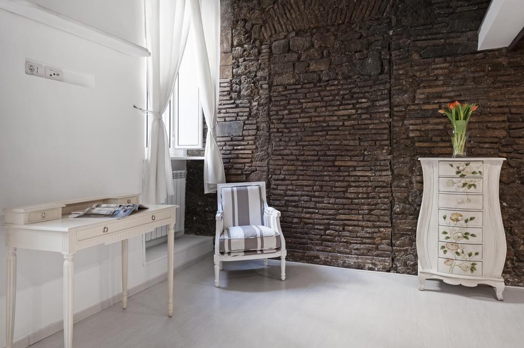 Antique-modern Flat By Navona Square *