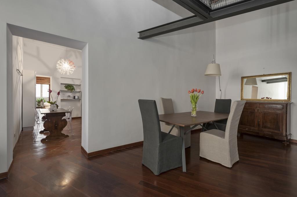 Antique-modern Flat By Navona Square